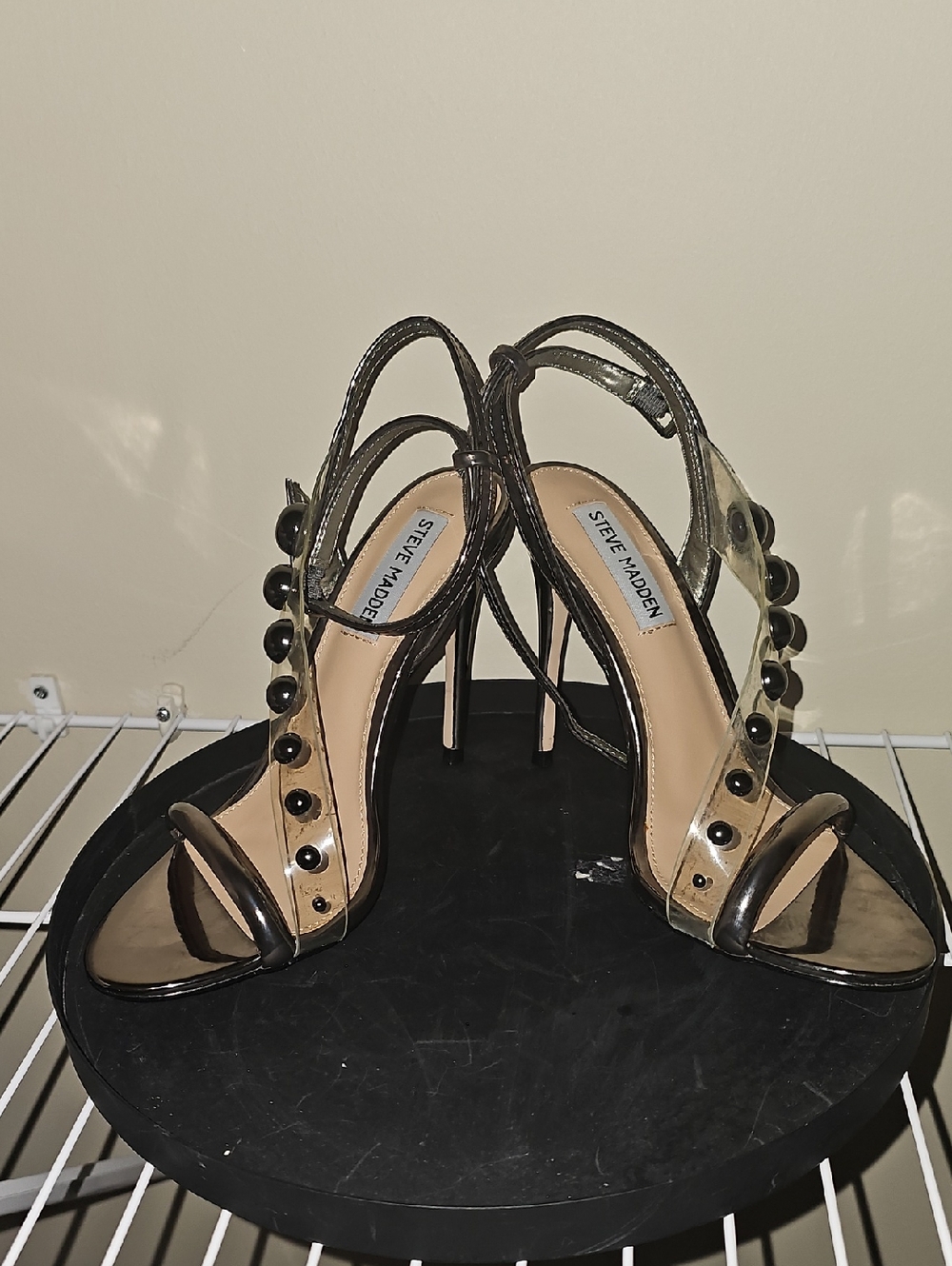 NWOB Steve Madden Black Patent T-Strap High Heel Sandals with Button Accents